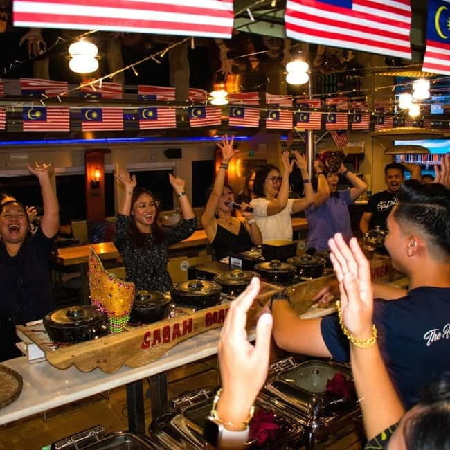 Kota Kinabalu: KK City Night Cruise - An Overview of the Kota Kinabalu Night Cruise Experience