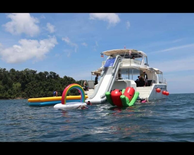 Kota Kinabalu: Sunset Party Boat Cruise - An Introduction to the Kota Kinabalu Sunset Party Boat Cruise