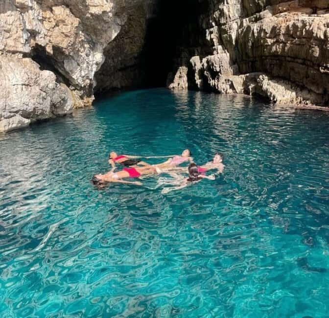 Kotor: Blue Cave and Gulf tour by speedboat - FAQ