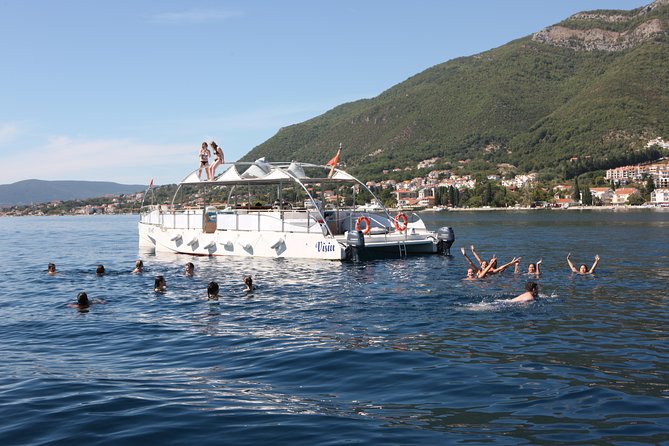 Kotor Cruise: Perast, Our Lady of The Rocks, Mamula, Blue Cave, Porto Montenegro - Background