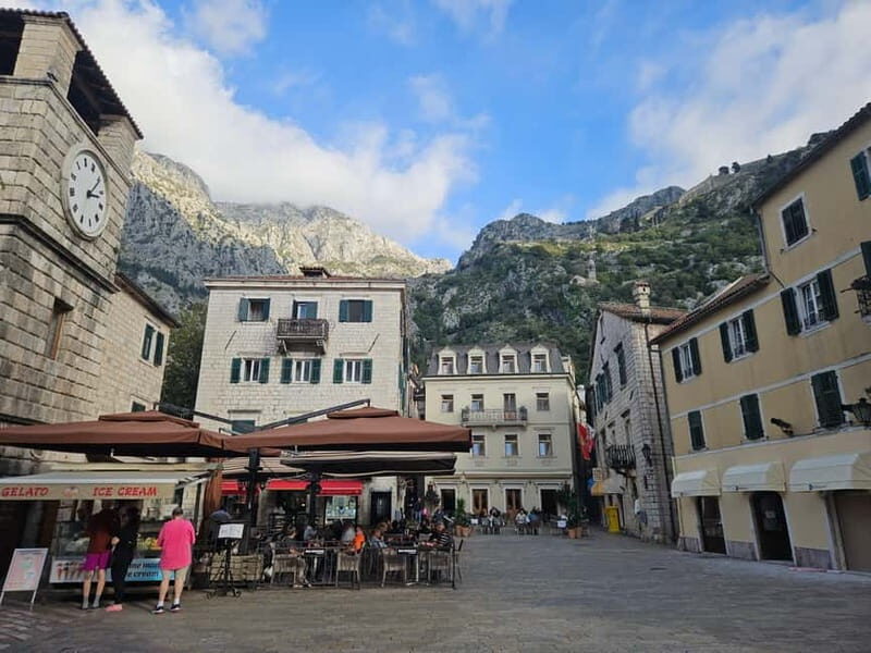 Kotor Old Town Walking Tour - Exploring the Square of Arms