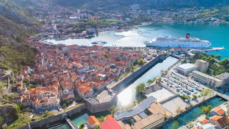 Kotor: Private Walking Tour with Wine and Food Tasting - What Sets This Tour Apart