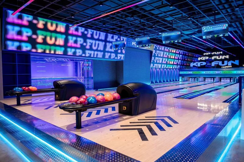 KP-FUN Fun Street | First Store in Shenzhen - Make room for the third-floor mix