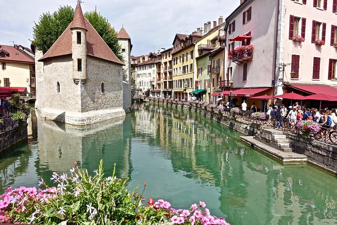 (KPG208) - Private Tour to Annecy and Geneva City - Private Driving Tour in Geneva