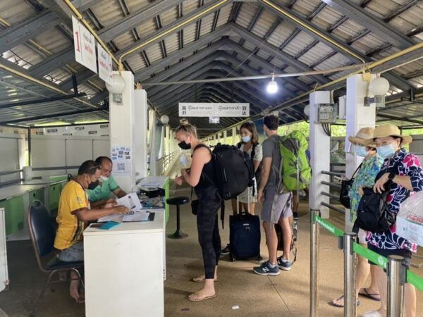 Krabi: 1-Way Ferry Transfer To/From Koh Phi Phi - Customer Reviews and Ratings