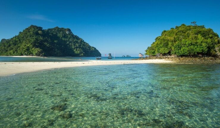 Krabi 4 Island by Luxury Vintage Boat (JOIN) - Experience the Beauty of Krabi Islands