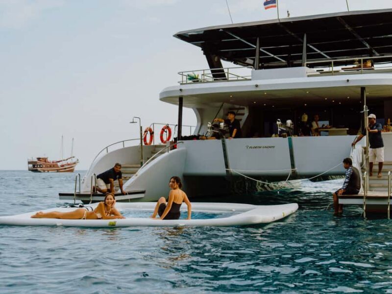 Krabi: 4 Island Premium Yacht with Snorkeling & Clear Kayak - What’s Noteworthy from the Reviews