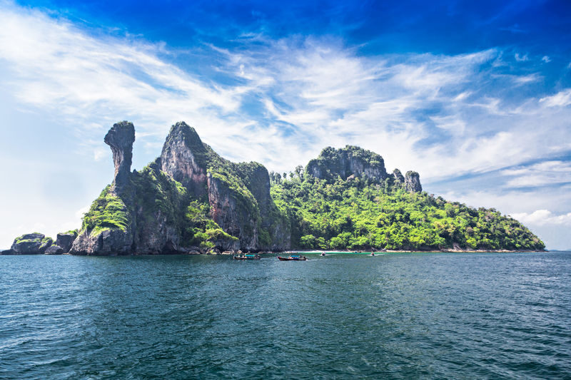 Krabi: 4 Islands Day Tour by Speedboat or Longtail Boat - Four islands, four different reasons to stop