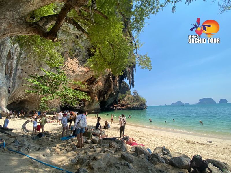 Krabi 4 Islands Day Trip with Snorkeling & Sightseeing - Who should book this outing?