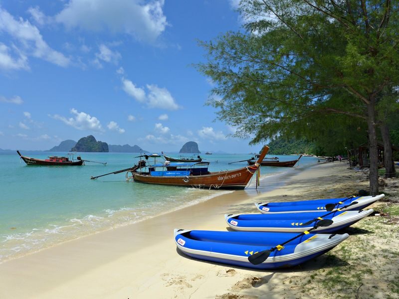 Krabi 4 Islands Half-Day Snorkeling & Emerald Cave Tour - Should you book it?