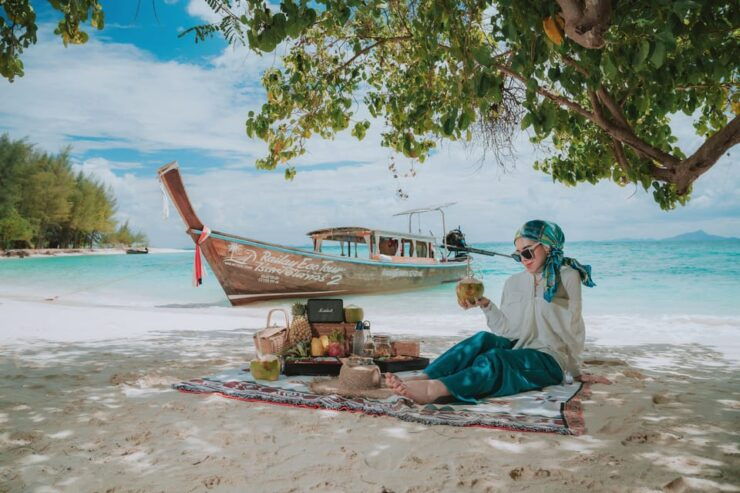 Krabi: 4-Islands Luxury Longtail Boat Private Half Day Tour - Key Points