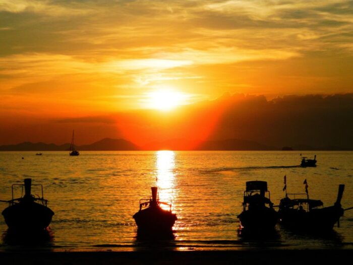 Krabi: 7 Islands Sunset Tour With Buffet Dinner & Snorkeling - Snorkeling Adventures in Turquoise Waters