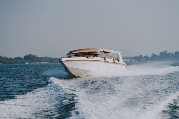 Krabi: Ao Nang To/From Phi Phi By Fast Speed Boat Transfer - Customer Ratings and Feedback