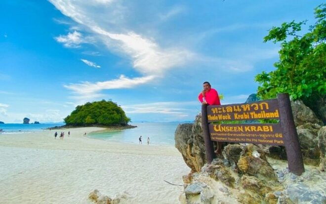 Krabi: Bioluminescent Plankton, Snorkeling & Sunset Tour - Review Summary