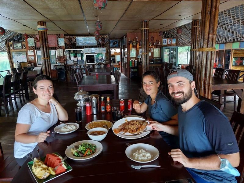 Krabi Cheow Lan Lake Full-Day Sightseeing Tour - Practical details before booking