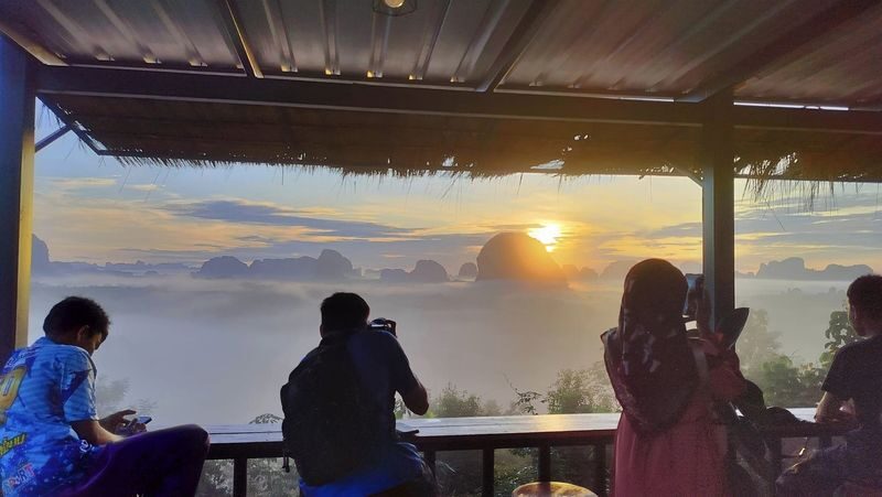 Krabi Din Daeng Doi & Klong Root Half-Day Kayaking Tour - Din Daeng Doi before the day gets going