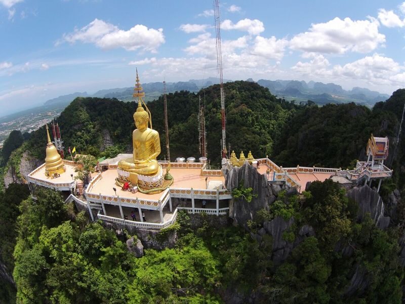 Krabi Discovery Half Day Tour by Travstore - Andaman Cultural Center and Art Museum