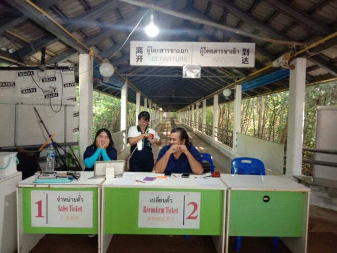 Krabi: Ferry Transfer To/From Phi Phi Tonsai or Laem Tong - Convenient Pickup Options