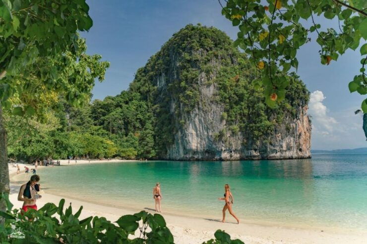 Krabi Hong Island by Luxury Vintage Boat - Experience Highlights