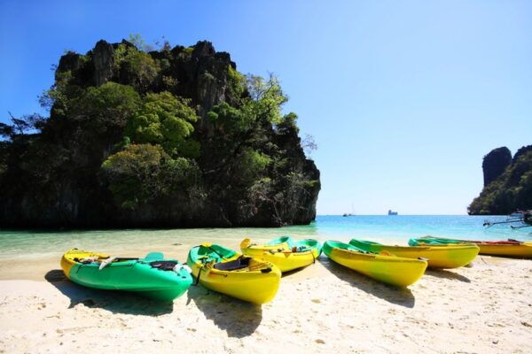 Krabi: Hong Islands Day Trip by Speedboat With Lunch - The Sum Up