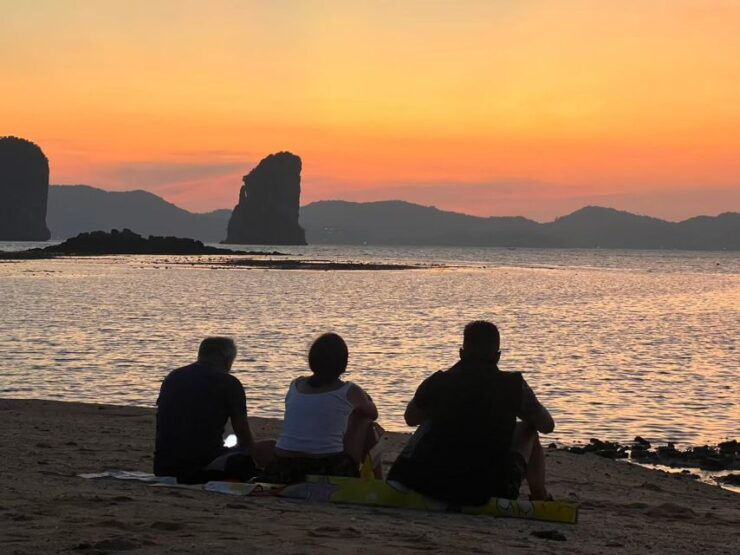 Krabi Hong Sunset Island Private Luxury Vintage Boat - Experience Highlights