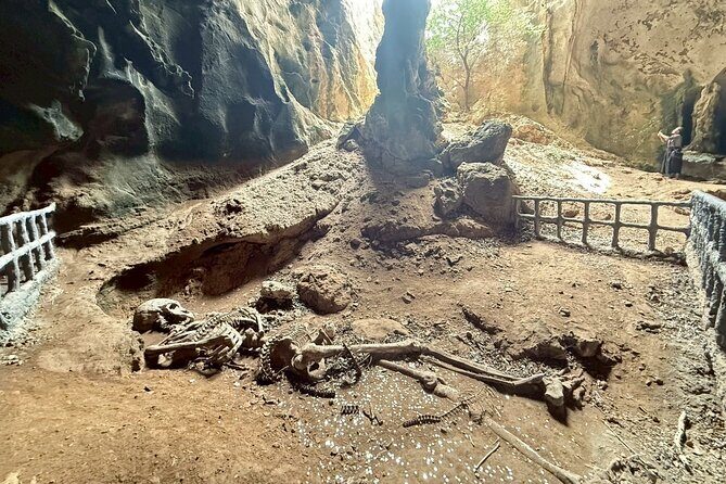 Krabi Khao Khanab Nam Jurassic World Tour with Mangroves - An In-Depth Look at the Jurassic World Inspiration