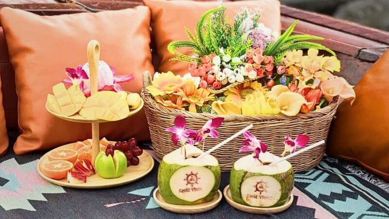 Krabi: Luxury Vintage Wooden Boat Cruise With Island Hopping - The Guides and Service