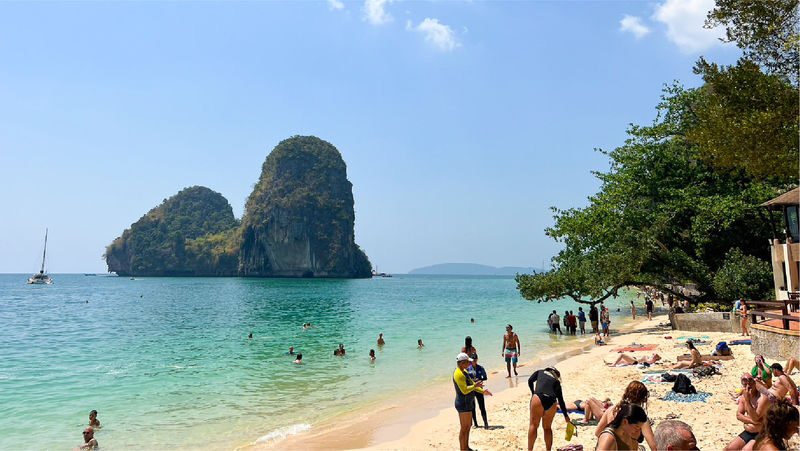 Krabi: Phi Phi and 4 Islands Day Tour by Speedboat - Is $68.45 good value?
