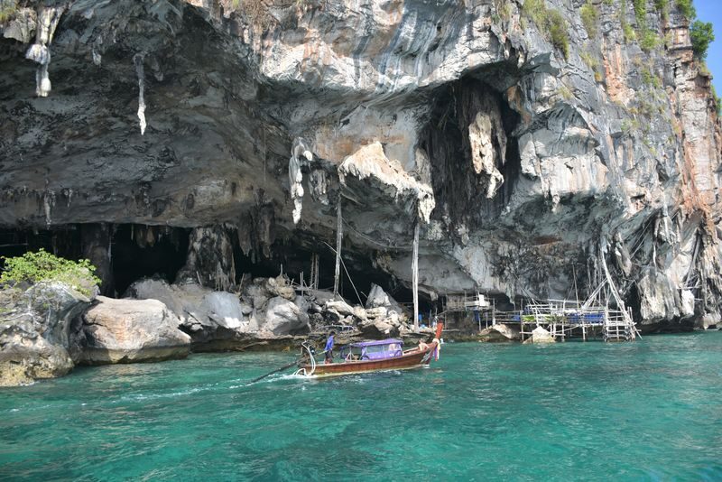 Krabi Phi Phi Islands Half-Day Speedboat Tour - Walking from Loh Samah Bay to Maya Bay