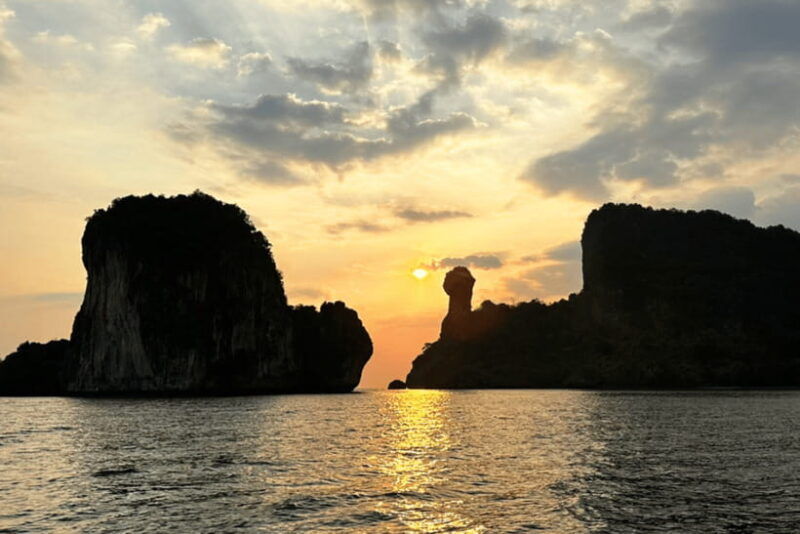 Krabi: Premium Private Speedboat 4 Island/Hong Island Tour - Itinerary Highlights