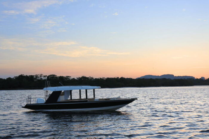 Krabi: Premium Private Speedboat 4 Island/Hong Island Tour - Tour Suitability