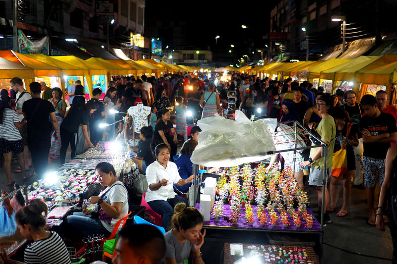 Krabi Private Car Charter Custom Tour - A private car makes Krabi’s spread-out sights easier