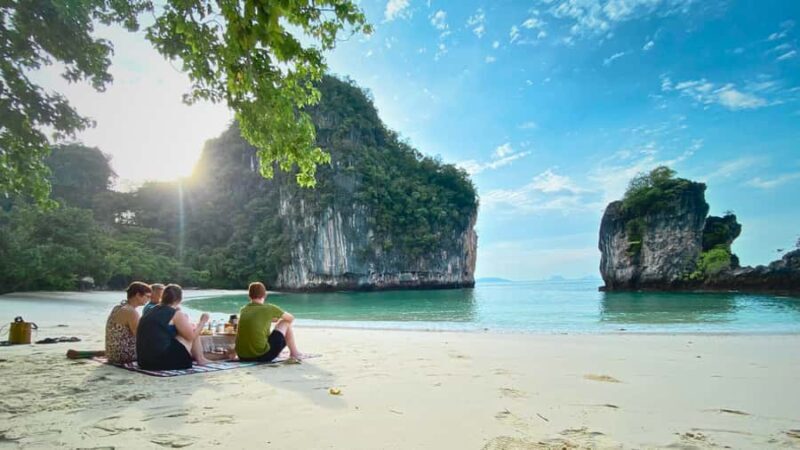Krabi: Private Luxury Boat to Hong Islands Sunrise & Picnic - FAQs