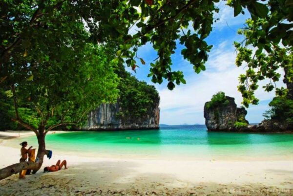 Krabi: Private Luxury Long-Tail Boat to Hong Island - Common Questions