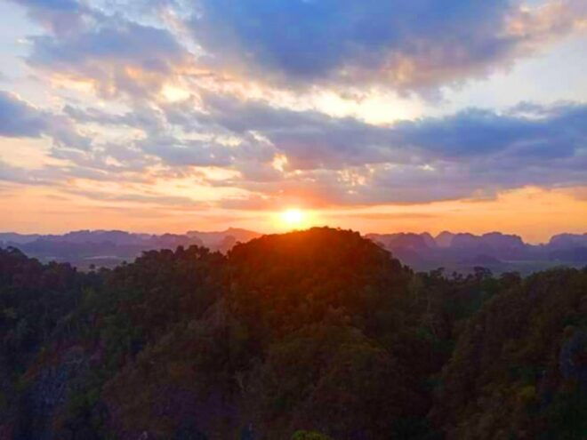 Krabi: Tiger Cave Temple Sunset Tour - Spectacular Sunset Views