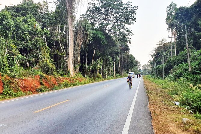 Krabi to Khao Lak by Shared Minivan - Scenic Drive and Comfortable Minivan