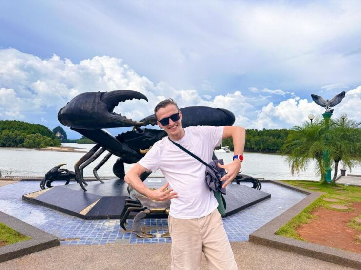 Krabi Town's Scavenger Hunt Landmarks! - Engaging Scavenger Hunt Experience