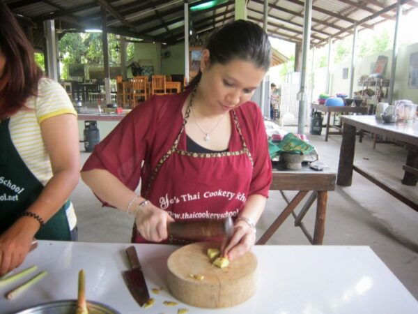 Krabi: Ya's Cookery Late Afternoon Thai Cooking Class - Common Questions