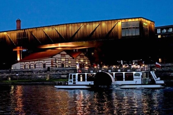 Krakow: 1-Hour Evening Vistula River Cruise - Relaxing Atmosphere and Sound
