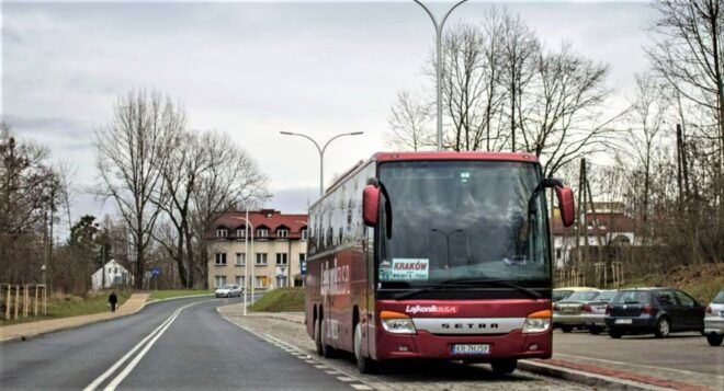 Krakow: 1-Way Bus Transfer To/From Auschwitz-Birkenau - Inclusions and Meeting Point Details