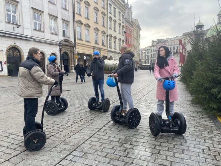 Krakow: 30MIN Segway Rental With Helmet and a Photosession - Good To Know