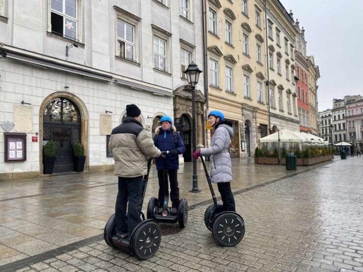 Krakow: 30MIN Segway Rental With Helmet and a Photosession - Exploring Krakow on a Segway