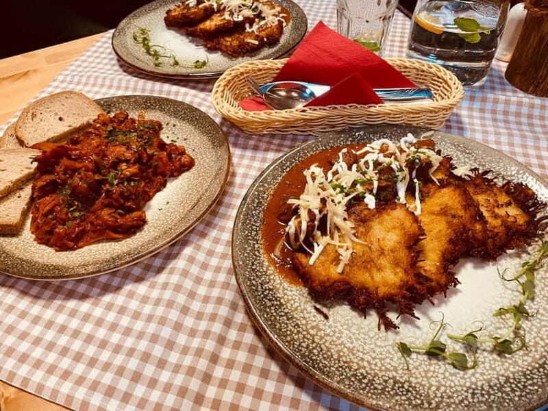 Krakow: 6-Course Full Polish Food Tour with Vodka Tasting - Good To Know