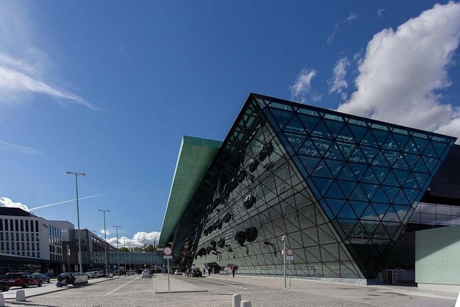 Krakow Airport Exclusive Transfers VIP Service - Cancellation Policy