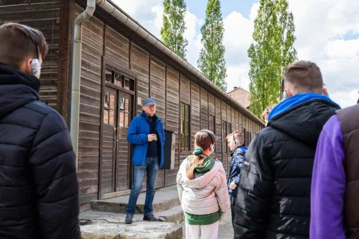 Krakow: Auschwitz-Birkenau Fully Guided Tour & Pickup Option - Key Points