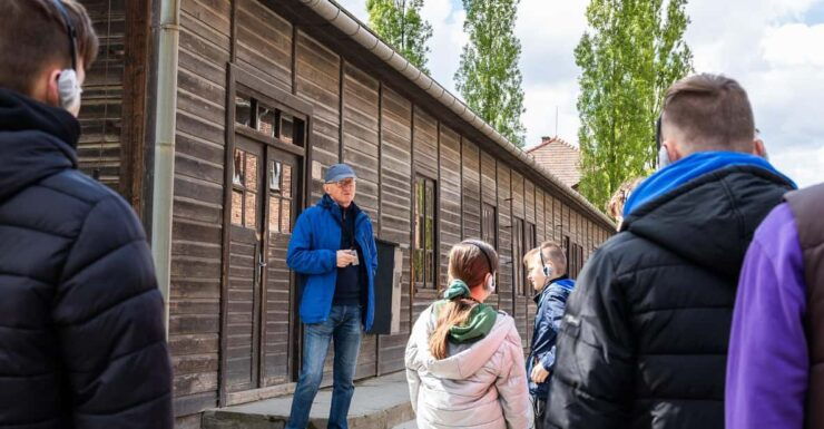 Krakow: Auschwitz-Birkenau Fully Guided Tour & Pickup Option - Tour Details and Itinerary