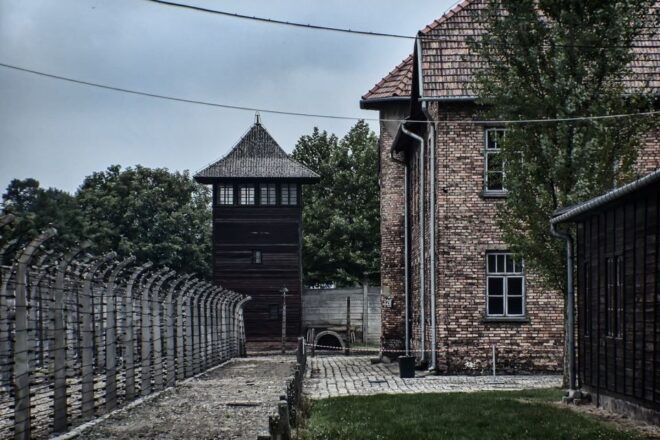 Krakow: Auschwitz-Birkenau Fully Guided Tour & Pickup Option - Guided Tours and Highlights