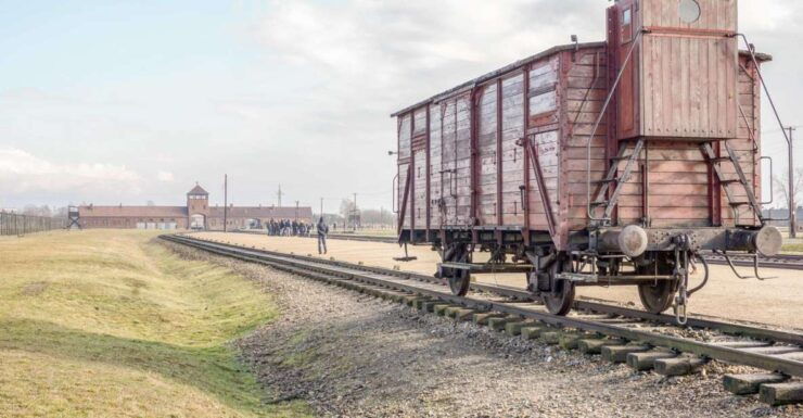 Krakow: Auschwitz Birkenau Museum Guided Tour With Pickup - Tour Overview