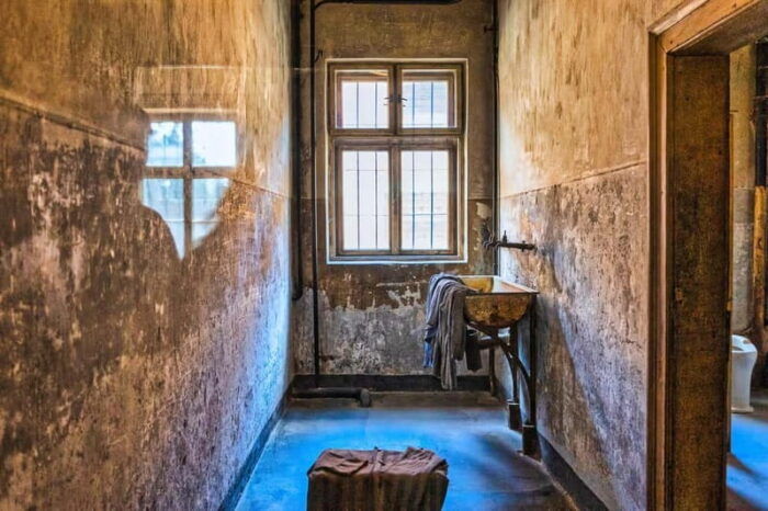 Krakow: Auschwitz-Birkenau Tour with Transport - FAQ Section