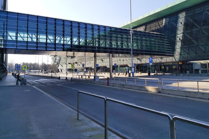 Kraków Balice Airport Transfer: Private One Way - Booking Information and Pricing Details